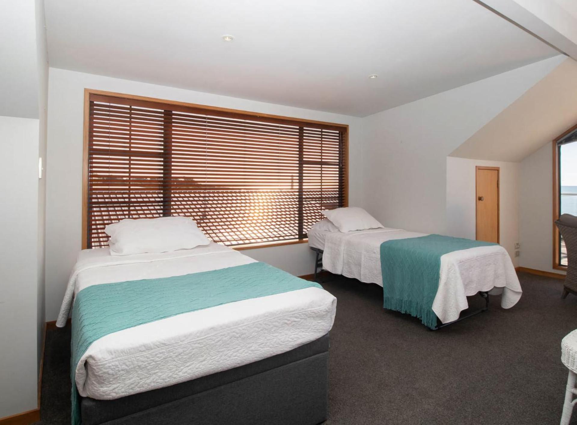 Beachfront Bliss On Wanaka Terrace Support Local Vila New Plymouth Exterior foto