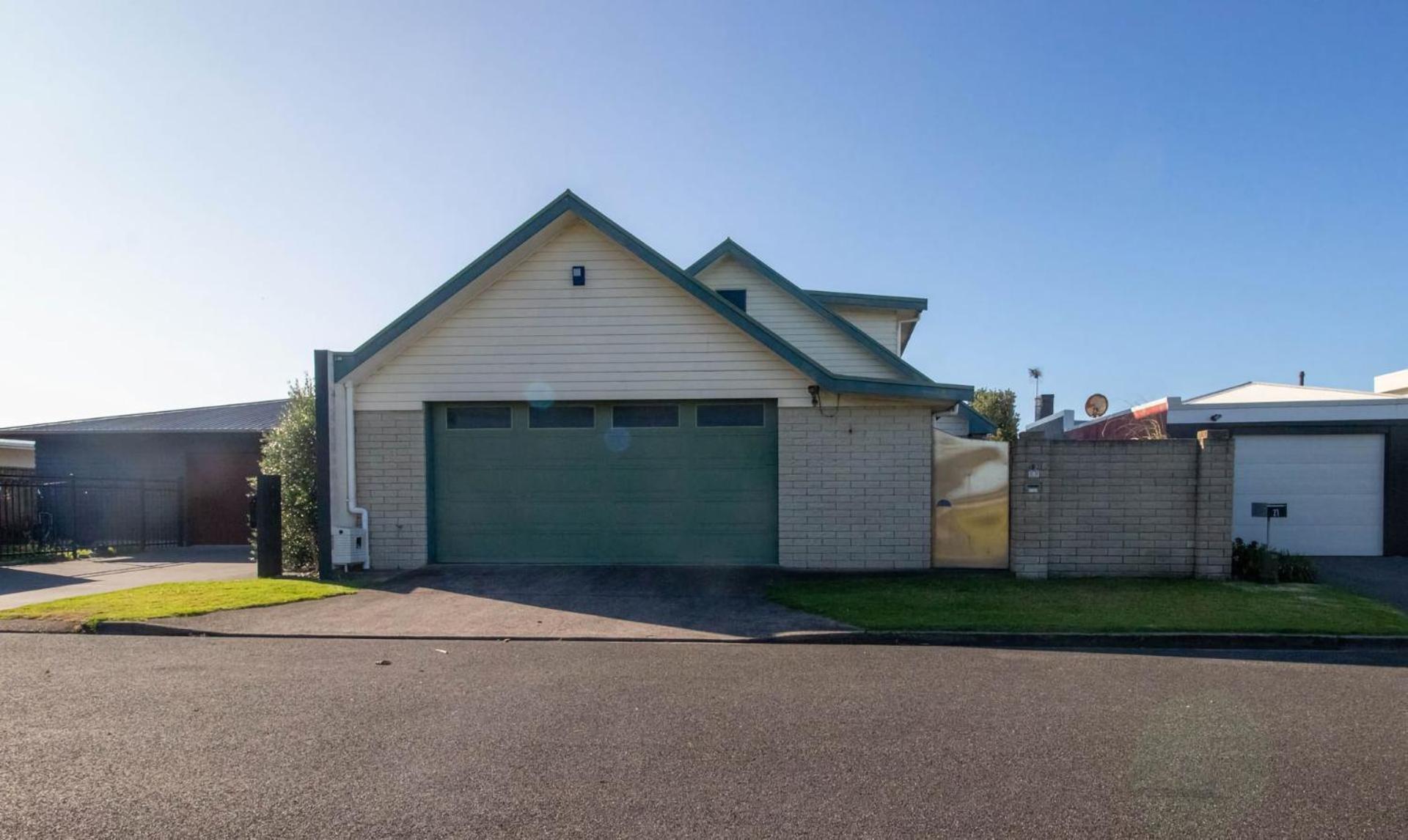 Beachfront Bliss On Wanaka Terrace Support Local Vila New Plymouth Exterior foto