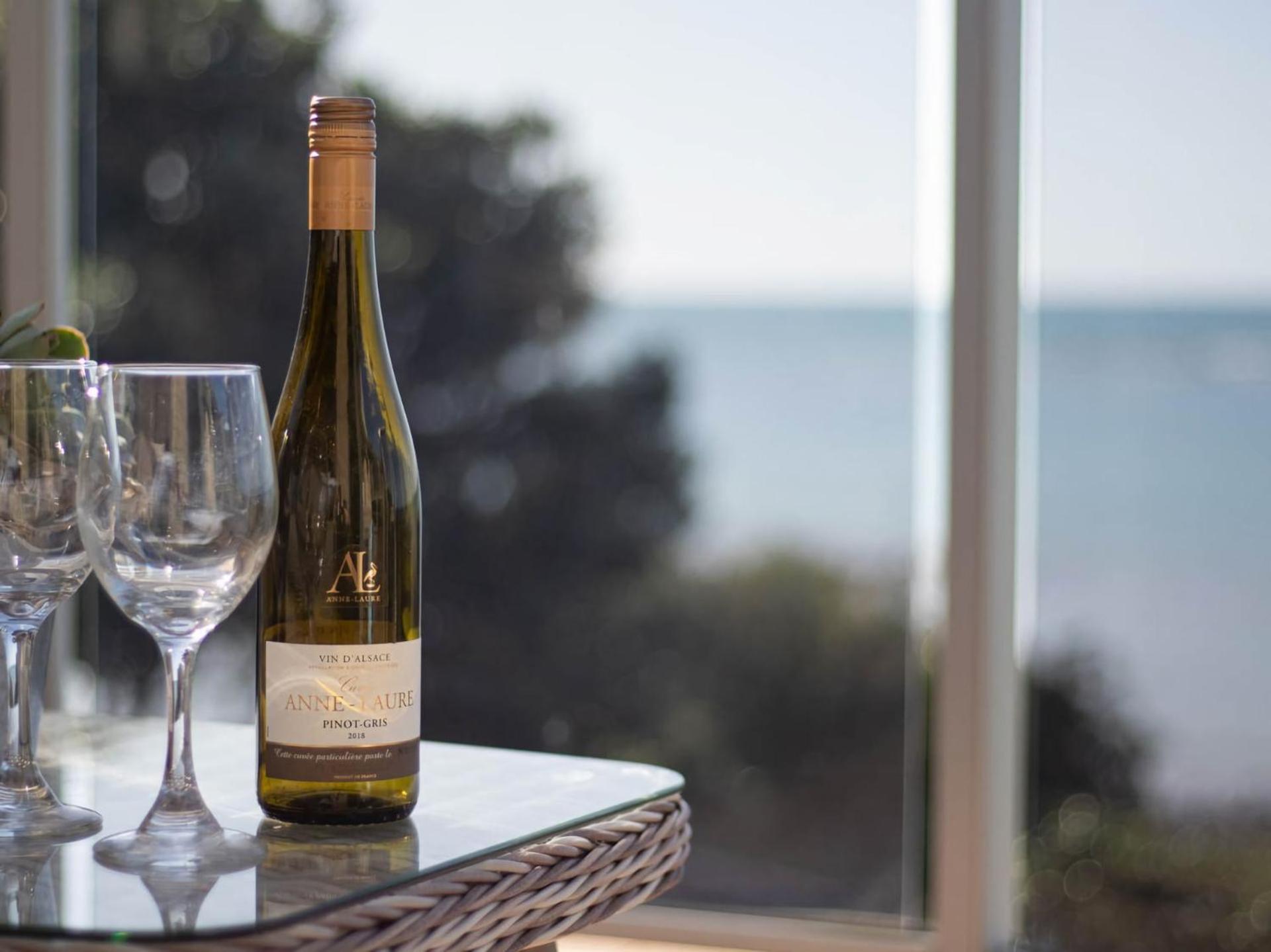 Beachfront Bliss On Wanaka Terrace Support Local Vila New Plymouth Exterior foto