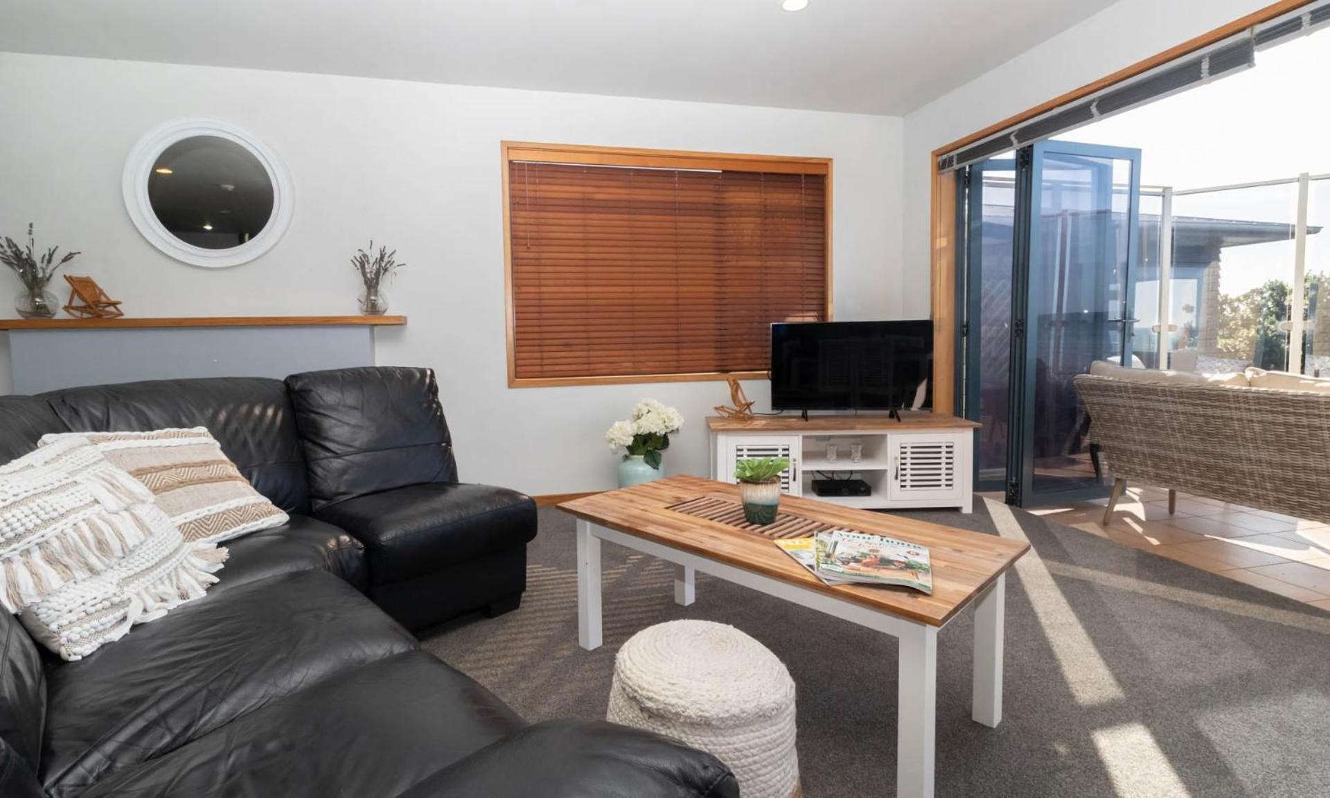 Beachfront Bliss On Wanaka Terrace Support Local Vila New Plymouth Exterior foto